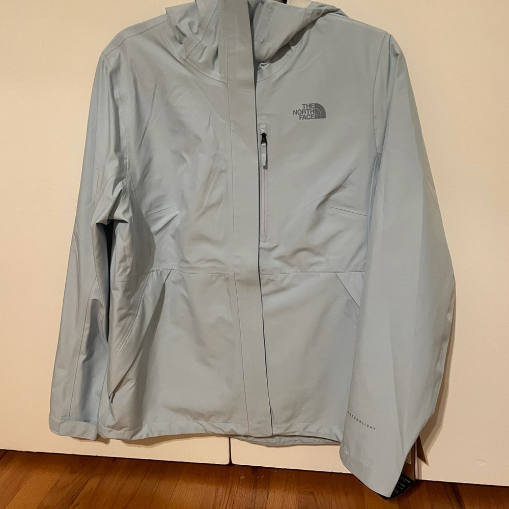 BRAND NEW North face jacket